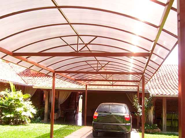 Coberturas policarbonato alveolar para garagem | Túnel em policarbonato alveolar. Foto 403CP
